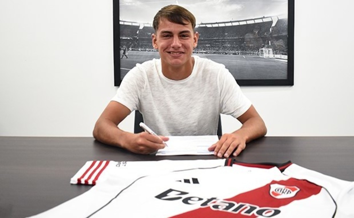 La joya de River que ya debutó en Primera y firmó su primer contrato
