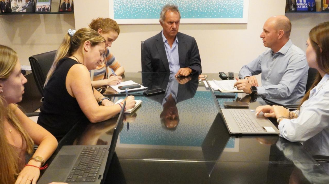 Temporada de verano: gran movimiento turístico y de consumo en todo el país