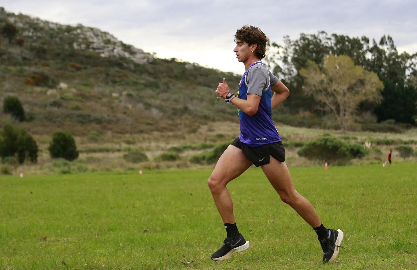 La Escuela Municipal, todo terreno: el atleta Santino Marchetti abrió la temporada de cross country
